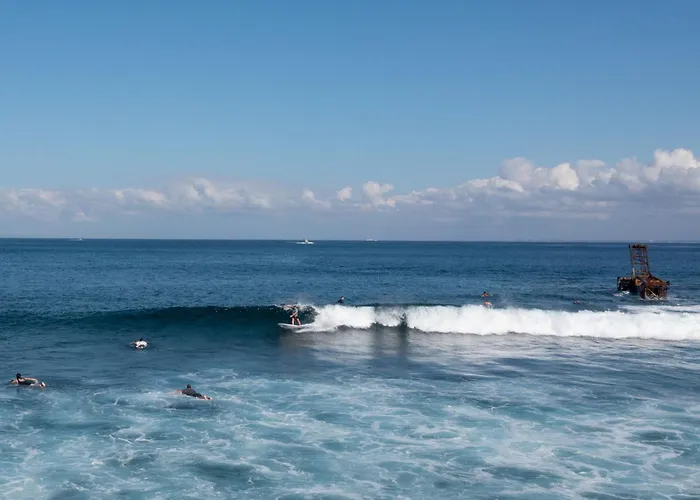 Pasir ゲストハウス レンボンガン島